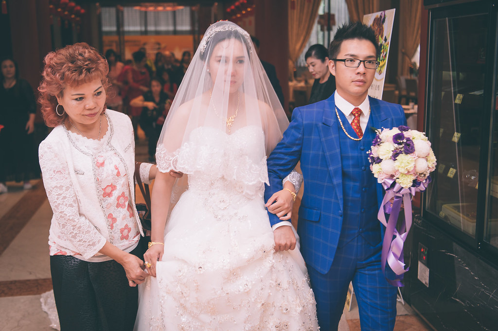 [婚禮攝影]驊宸譚筠 文定迎娶午宴@僑園飯店-最專業的團隊完成每場完美婚禮紀錄，拍的不只好更要快! #婚攝作品