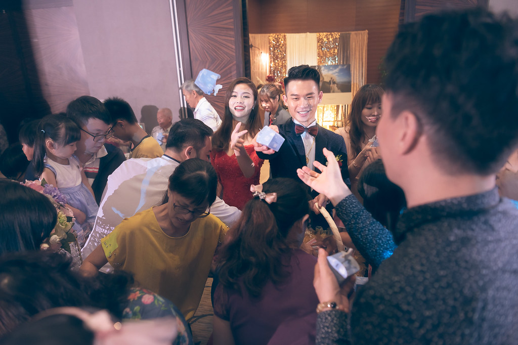 [婚禮攝影]國書姄㚬 文定迎娶午宴@林口福容餐廳-最專業的團隊完成每場完美婚禮紀錄，拍的不只好更要快! #即拍即印
