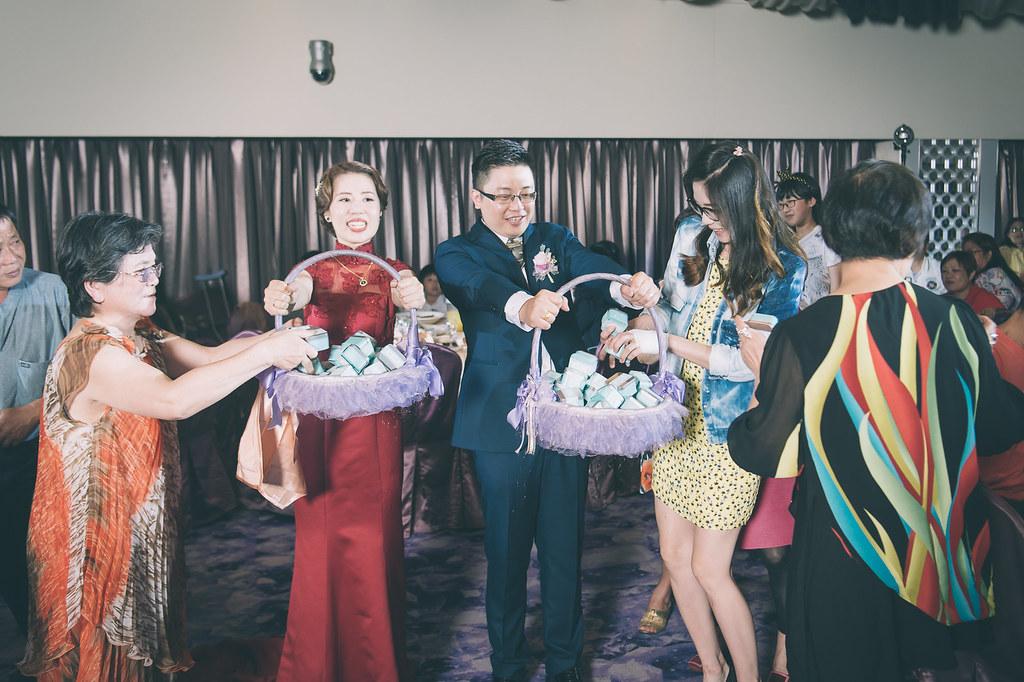 [婚禮攝影]鵬宇藝珊 文定迎娶晚宴@板橋晶宴-最專業的團隊完成每場完美婚禮紀錄，拍的不只好更要快! #婚禮攝影