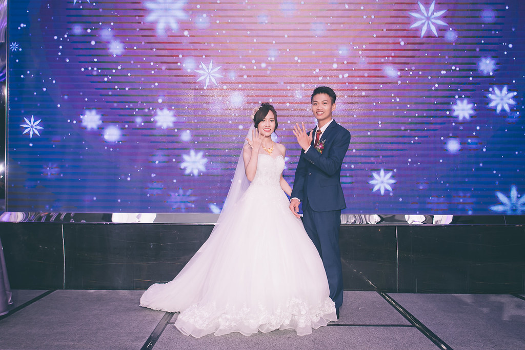 [婚禮攝影]慶霖佳純 文定午宴@新莊典華-最專業的團隊完成每場完美婚禮紀錄，拍的不只好更要快! #婚攝