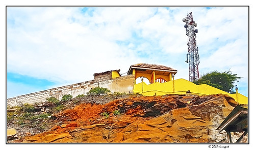 harrypwt ghana samsungs7 s7 urban landscape paintinglike rocks coastal gate yellow