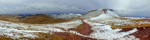 breconbeacons nationaltrust mountainrange snow panorama penyfan wales iphone 7dwf landscapephotography panoramic