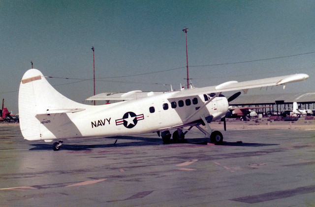 142425 de Havilland Canada NU-1B Otter c/n 77 US Navy Davis Monthan 14Oct78