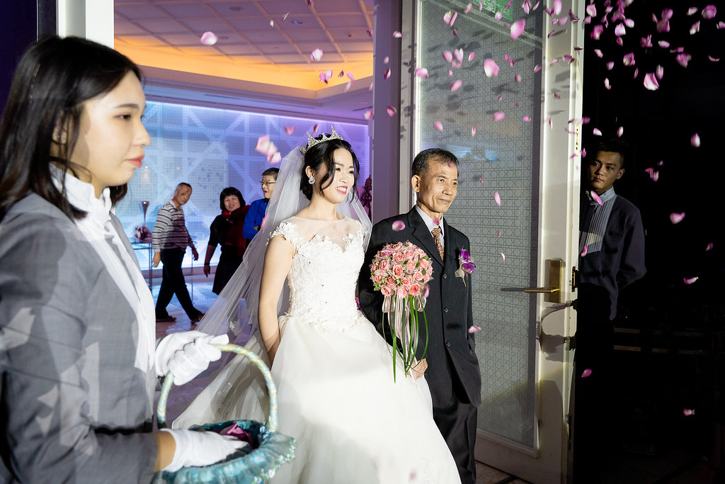 [婚禮攝影]世盟文潔 文定午宴@台中林酒店-最專業的團隊完成每場完美婚禮紀錄，拍的不只好更要快! #即拍即印