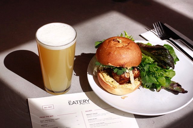 Did you know you can find #Sif at @eastonecoffee Eatery? The Blackened Fish Sandwich is one of our many favourites on their menu. #findfolkshere. . Drinking #folksbier around NYC? Don’t forget to use #findfolkshere for the change to win a gift certificate