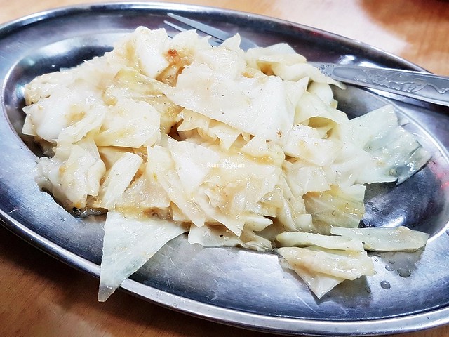 Stir-Fried Cabbage With Dried Shrimp