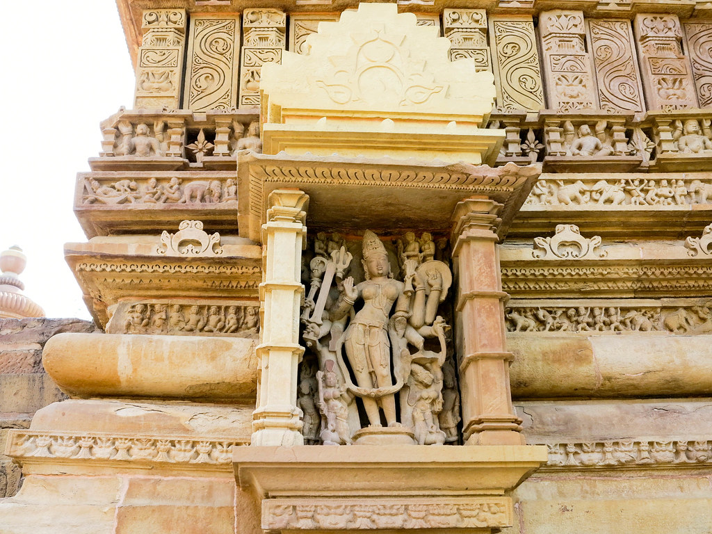 Interior de los templos de Khajuraho