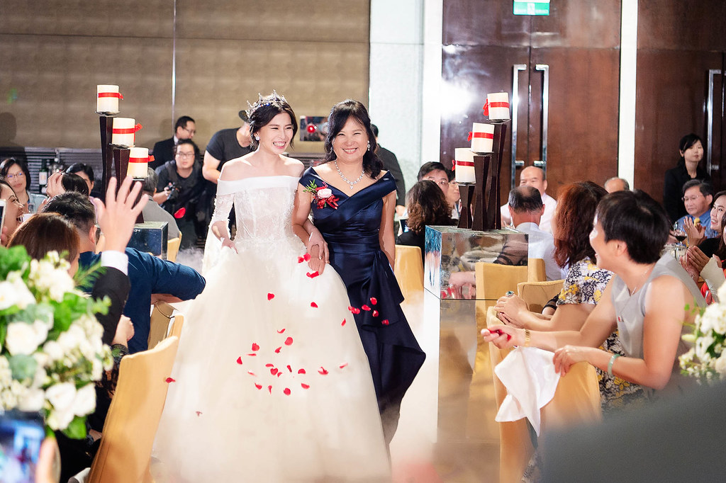[婚禮攝影]尚勳妤倩 文定午宴@君悅酒店-最專業的團隊完成每場完美婚禮紀錄，拍的不只好更要快! #婚禮拍立得