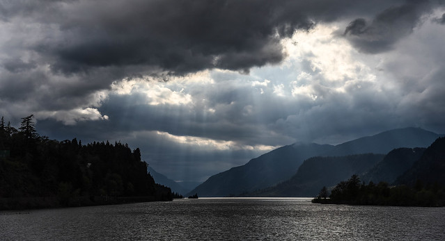 Dramatic sky over the Columbia River Gorge