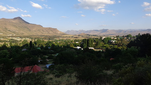 clarens freestate southafrica free state south africa view viewofclarens viewpoint mountain mountains greenery green grass travel travelling trees tree nature outdoors