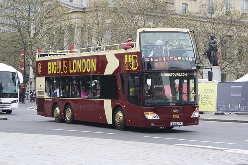 Big Bus Tours AN339 LJ12JVK