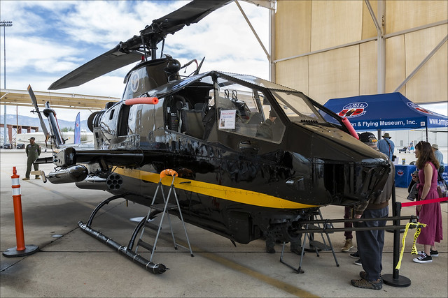 Bell AH-1F Cobra - 02