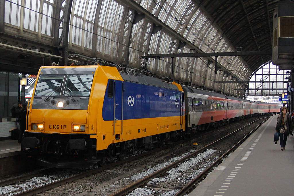 186 117, Amsterdam Centraal, October 20th 2015