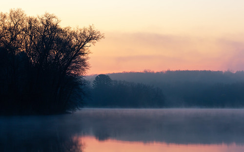 nature morning sunrise calm still fog foggy trees light wisconsin midwest governordodge canoneos5dmarkiii canonef100400mmf4556lisusm wallpaper background