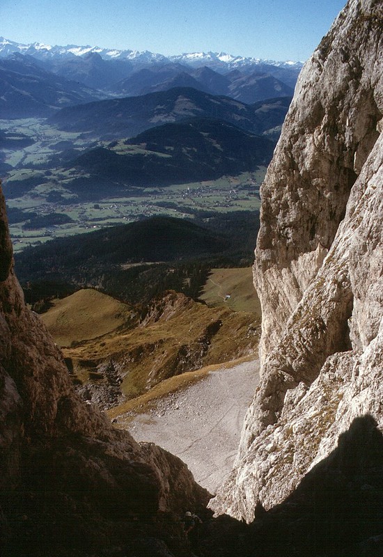 t9001013F | Südanstieg zur Ackerlspitze. Kaisergebirge, 11.10.1990
