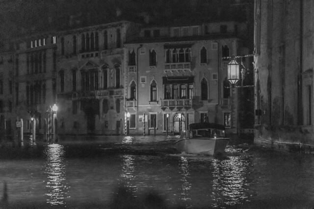 Venecia a media noche