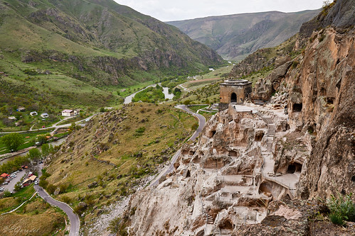 georgia travel spring transcaucasia vardzia cave