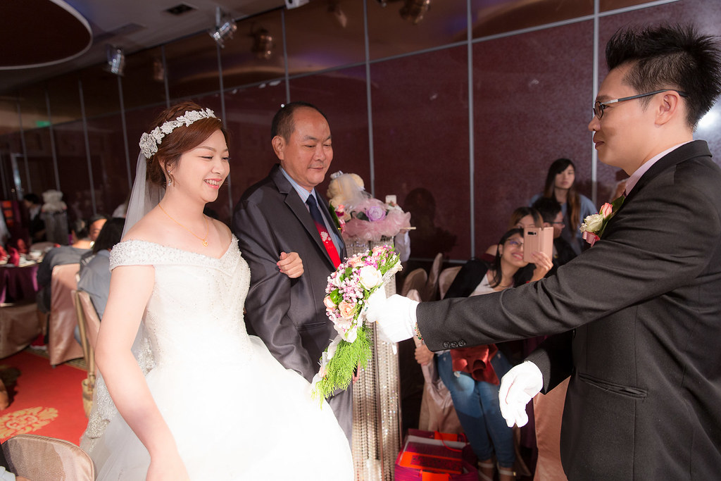 [婚禮攝影]泰源巧玲 文定迎娶午宴@樹林海產大王-最專業的團隊完成每場完美婚禮紀錄，拍的不只好更要快! #台北婚攝
