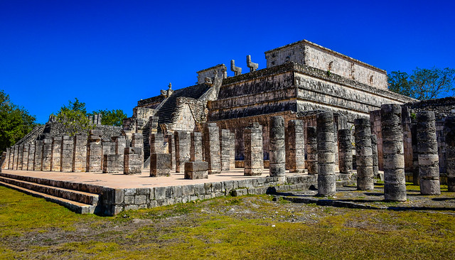 Templo de los Guerreros - Temple of the Thousand Warriors - Chichén Itzá Mexico