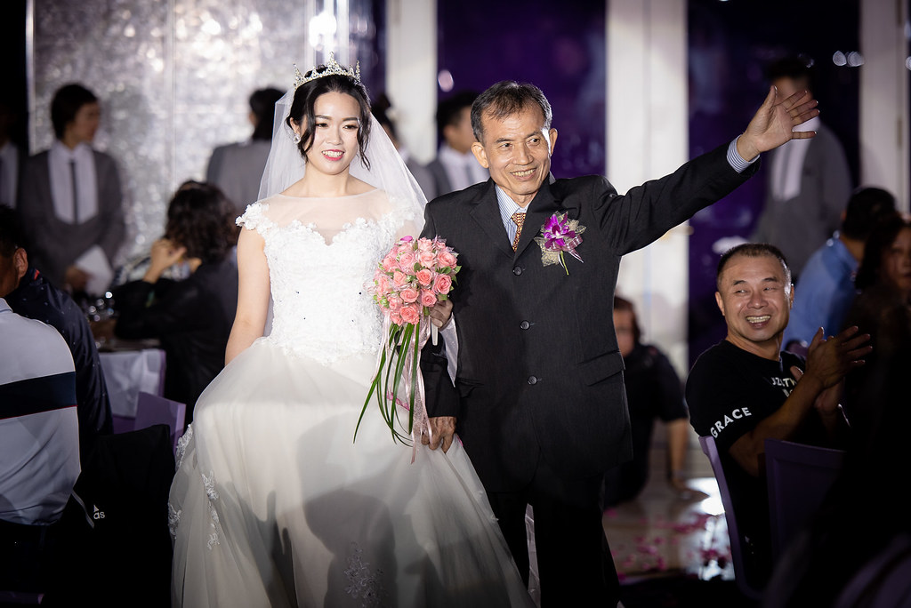 [婚禮攝影]世盟文潔 文定午宴@台中林酒店-最專業的團隊完成每場完美婚禮紀錄，拍的不只好更要快! #婚攝