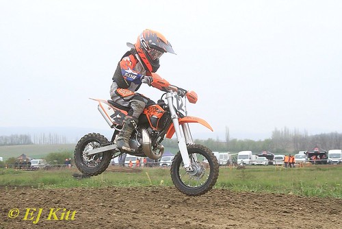 comp_EJK_3331 | by ej.kitt