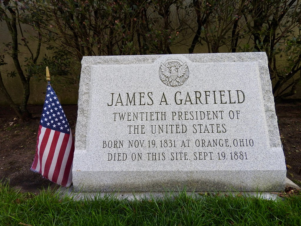 The site where President James Garfield died in 1881. Photo by howderfamily.com; (CC BY-NC-SA 2.0)