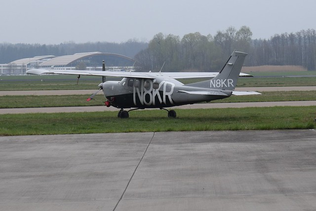N8KR Cessna P.210