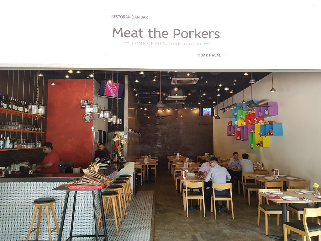 @ Meat The Porkers, Solaris Dutamas at Publika, KL
