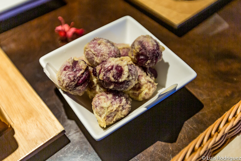 Batata morada en tempura, t&iacute;pica de Okinawa