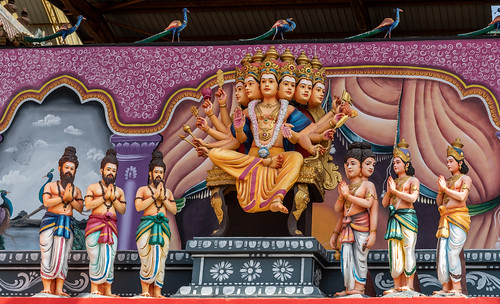 beeld chilaw srilanka hindoeisme tempel hinduism sculpture standbeeld temple puttalamdistrict