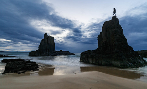 kiama newsouthwales australia cathedral rock rocks sunrise silhouette dawn blue sand beach water ocean wave