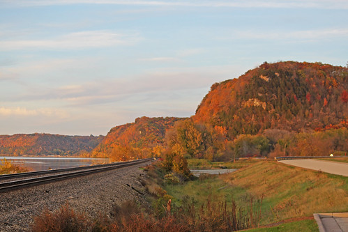 Sunset on the Mississippi River bluffs, 10/16/2014 by AndyWSkies, landscape fall colors fallcolors mississippiriver riverbluffs