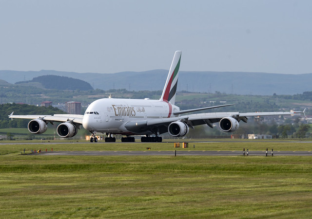 Emirates Airlines A6-EUJ