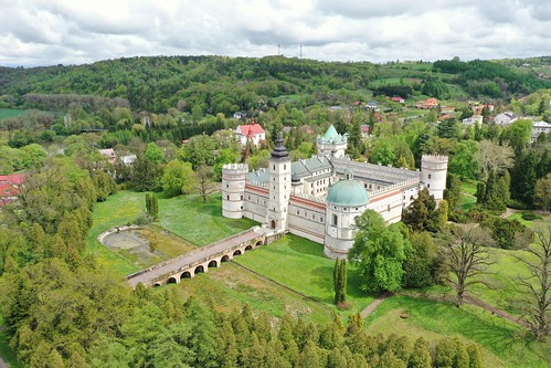 poland travel hasselblad flight castle zamekkrasickich drone djimavic2pro fromtheair landscape