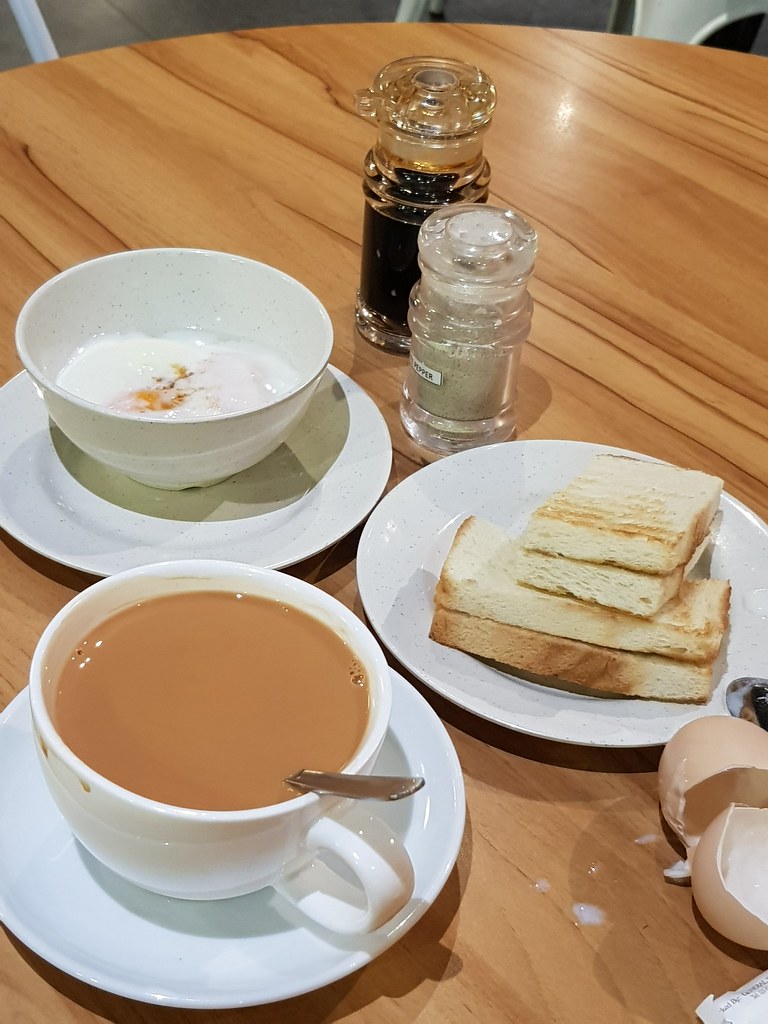 奥美加半生熟蛋配烧面包和港式丝袜奶茶 Omega Egg w/Kaya Butter Toast & Milk Tea rm$4.90 @ Pat Kin Pat Sun Cafe 不见不散茶餐厅, Klang Parade