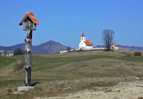 slovenija slovenia outdoors biking shrine church stgeorge svjurij šmihel