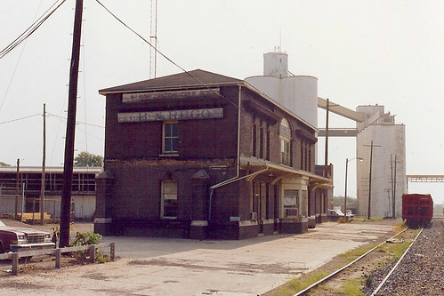 railroad station missouri depot audraincounty chicagoburlingtonquincyrailroad chicagoaltonrailroad gulfmobileohiorailroad