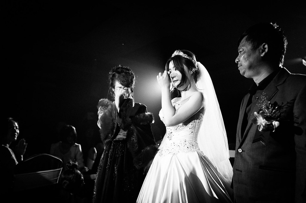 [婚禮攝影]浩瑋珮琪幸福喜宴@台中僑園麗池廳-最專業的團隊完成每場完美婚禮紀錄，拍的不只好更要快! #婚攝推薦