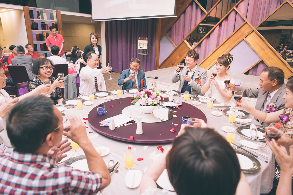 [婚禮攝影]睿杰元媛 迎娶晚宴@水源會館雙和店-最專業的團隊完成每場完美婚禮紀錄，拍的不只好更要快! #婚攝作品