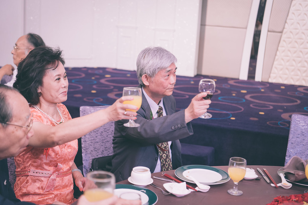 [婚禮攝影]啟康于瑄 文定迎娶午宴@新店豪鼎-最專業的團隊完成每場完美婚禮紀錄，拍的不只好更要快! #台北婚攝