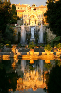 Villa d'Este central fountain at sunset. Tivoli, Italy
