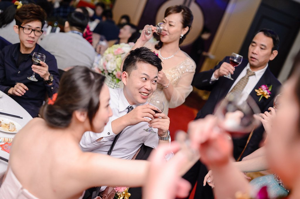 [婚禮攝影]威屹韶娟 文定迎娶晚宴@汐止富信大飯店-最專業的團隊完成每場完美婚禮紀錄，拍的不只好更要快! #台北婚攝