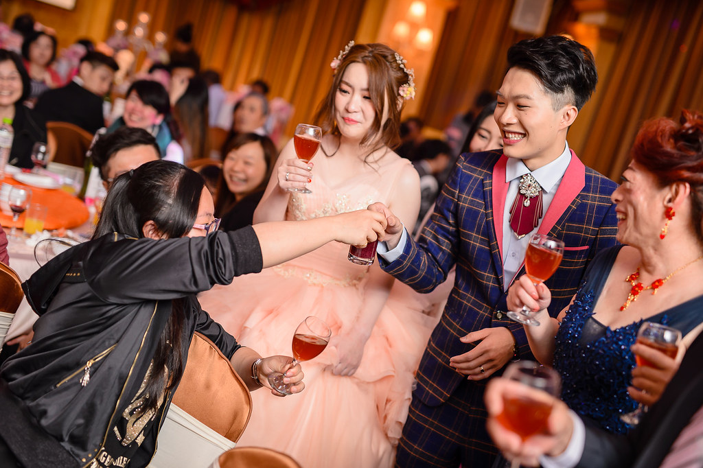 [婚禮攝影]浩瑋珮琪幸福喜宴@台中僑園麗池廳-最專業的團隊完成每場完美婚禮紀錄，拍的不只好更要快! #台北婚攝