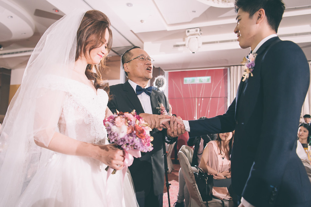 [婚禮攝影]裕崙葉彤迎娶儀式午宴@晶宴會館民權館-最專業的團隊完成每場完美婚禮紀錄，拍的不只好更要快! #婚攝