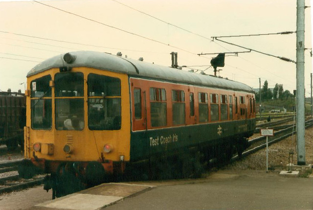 975010 ( Iris ) .  Peterborough Station . 10th-June-1987