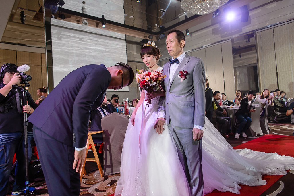 [婚禮攝影]慶桓幸純 迎娶午宴@新店彭園會館-最專業的團隊完成每場完美婚禮紀錄，拍的不只好更要快! #即拍即印