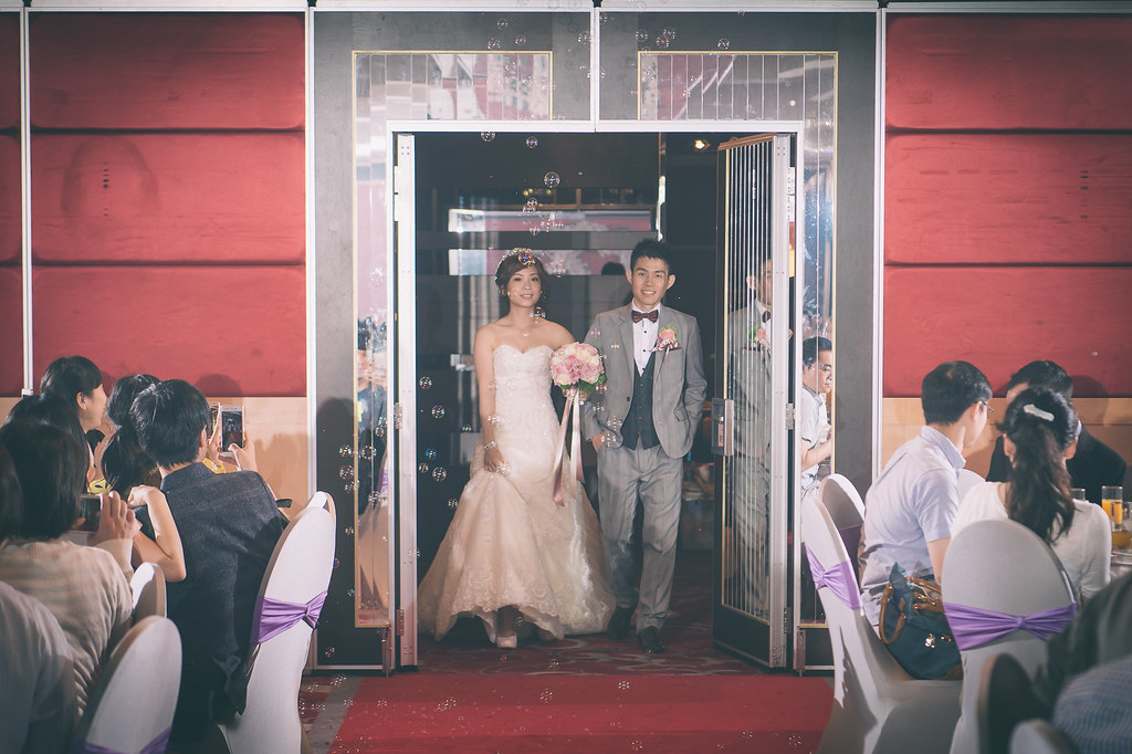 [婚禮攝影]忠毅宛臻 幸福喜宴@小巨蛋囍宴軒-最專業的團隊完成每場完美婚禮紀錄，拍的不只好更要快! #婚禮攝影