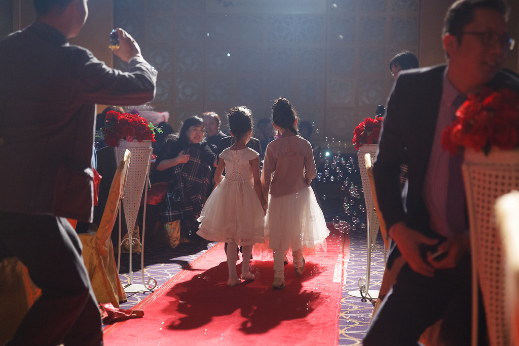 [婚禮攝影]裕崙葉彤 文定午宴@中壢古華飯店-最專業的團隊完成每場完美婚禮紀錄，拍的不只好更要快! #婚禮紀錄