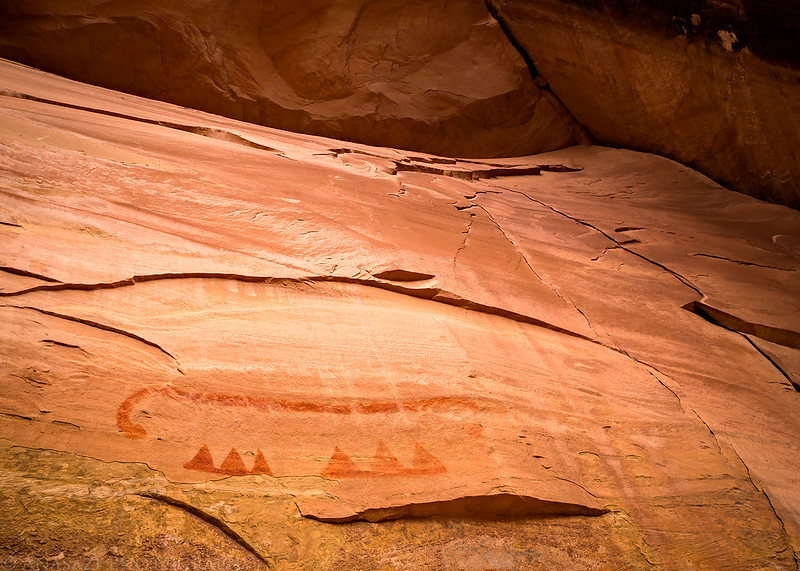 Big Fading Pictographs