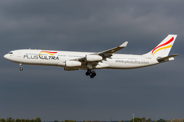 Plus Ultra / A340-300 / EC-MFB